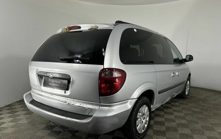 Chrysler Town & Country IV, 2005 год, 505 000 рублей, 6 фотография