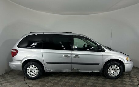 Chrysler Town & Country IV, 2005 год, 505 000 рублей, 4 фотография