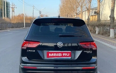 Volkswagen Tiguan II, 2022 год, 2 840 000 рублей, 5 фотография