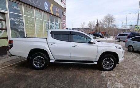 Mitsubishi L200 IV рестайлинг, 2021 год, 5 290 000 рублей, 3 фотография