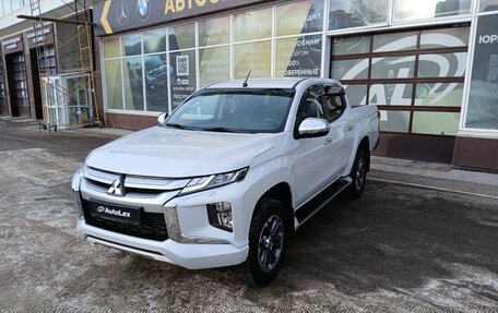 Mitsubishi L200 IV рестайлинг, 2021 год, 5 290 000 рублей, 8 фотография