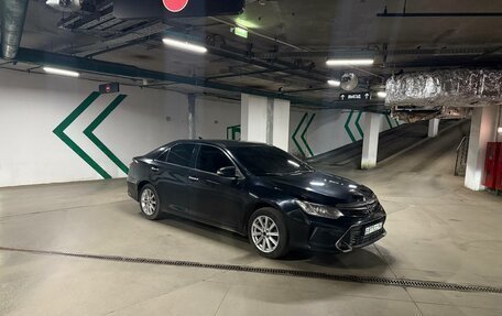 Toyota Camry, 2015 год, 1 870 000 рублей, 10 фотография