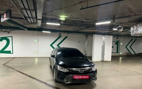 Toyota Camry, 2015 год, 1 870 000 рублей, 4 фотография