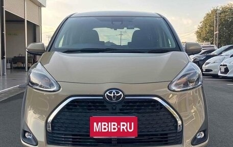 Toyota Sienta II, 2021 год, 1 215 000 рублей, 3 фотография