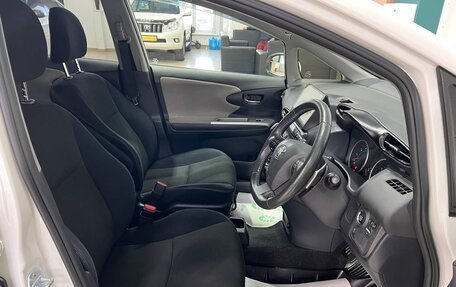 Toyota Wish II, 2011 год, 1 399 000 рублей, 13 фотография