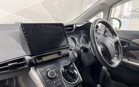 Toyota Wish II, 2011 год, 1 399 000 рублей, 24 фотография