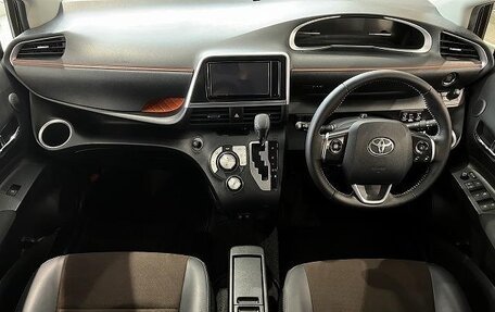 Toyota Sienta II, 2021 год, 1 284 300 рублей, 25 фотография