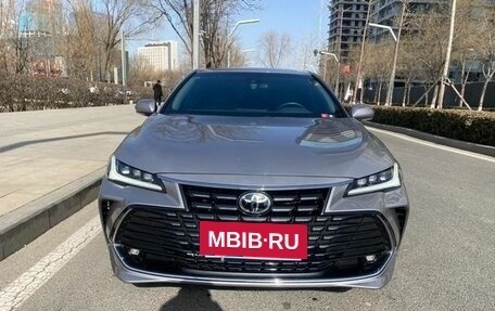 Toyota Avalon, 2022 год, 2 733 000 рублей, 2 фотография