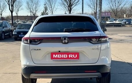 Honda Vezel, 2023 год, 2 155 000 рублей, 5 фотография