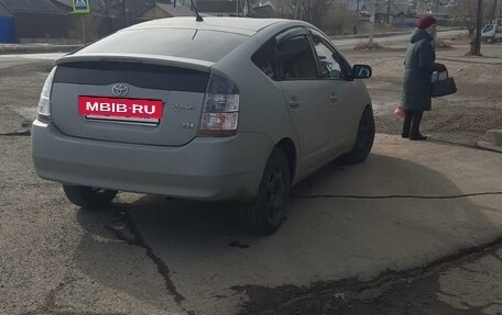 Toyota Prius, 2003 год, 750 000 рублей, 4 фотография