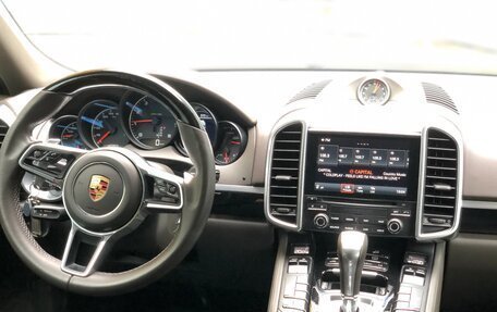 Porsche Cayenne III, 2017 год, 4 200 000 рублей, 10 фотография