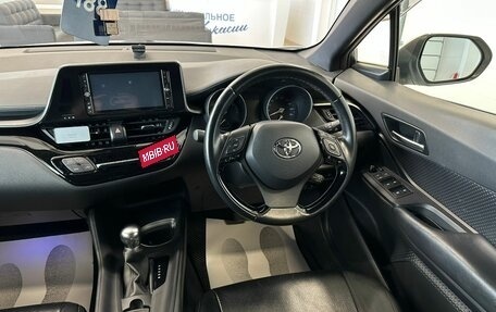 Toyota C-HR I рестайлинг, 2018 год, 2 529 000 рублей, 15 фотография