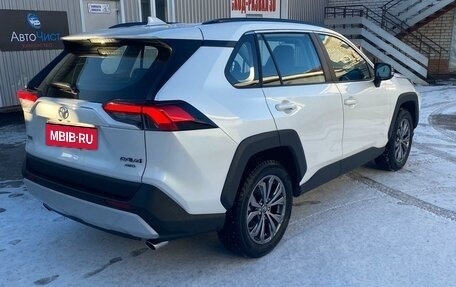 Toyota RAV4, 2024 год, 4 200 000 рублей, 4 фотография