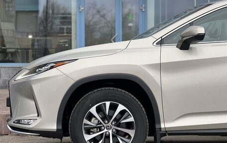 Lexus RX IV рестайлинг, 2022 год, 7 790 000 рублей, 40 фотография