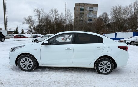 KIA Rio IV, 2018 год, 1 290 000 рублей, 4 фотография