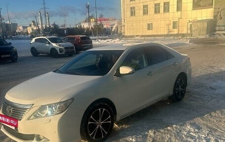 Toyota Camry, 2013 год, 1 750 000 рублей, 4 фотография