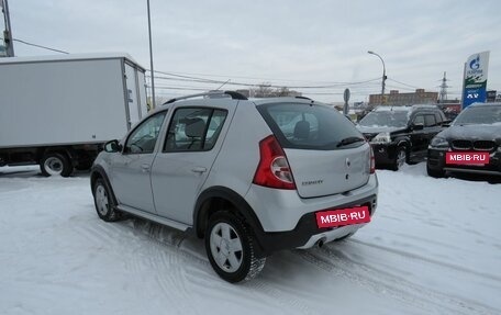 Renault Sandero I, 2014 год, 965 000 рублей, 5 фотография