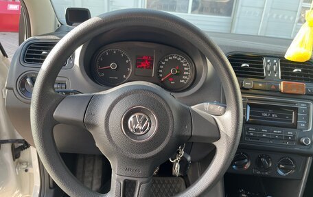 Volkswagen Polo VI (EU Market), 2013 год, 980 000 рублей, 9 фотография