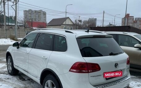 Volkswagen Touareg III, 2013 год, 2 550 000 рублей, 2 фотография