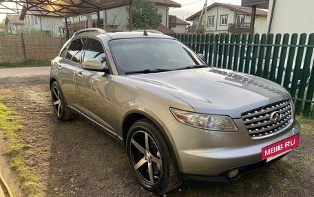 Infiniti FX I, 2004 год, 900 000 рублей, 13 фотография