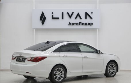 Hyundai Sonata VI, 2010 год, 849 000 рублей, 12 фотография