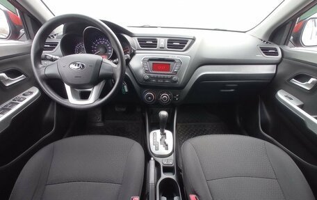 KIA Rio III рестайлинг, 2013 год, 1 200 000 рублей, 12 фотография