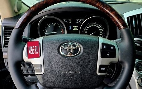 Toyota Land Cruiser 200, 2013 год, 4 200 000 рублей, 10 фотография