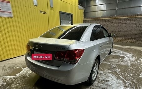 Chevrolet Cruze II, 2011 год, 740 000 рублей, 2 фотография