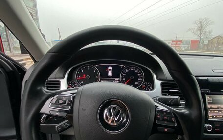 Volkswagen Touareg III, 2012 год, 1 750 000 рублей, 11 фотография