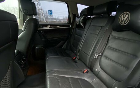 Volkswagen Touareg III, 2012 год, 1 750 000 рублей, 16 фотография