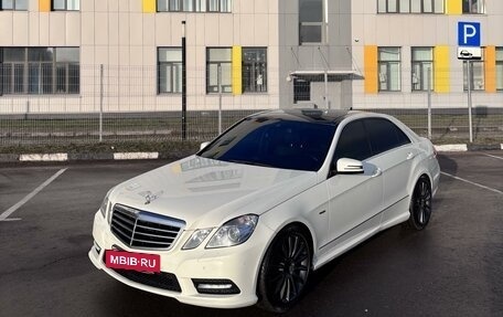 Mercedes-Benz E-Класс, 2012 год, 2 000 000 рублей, 2 фотография