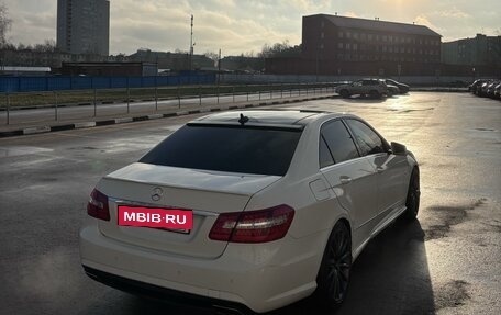 Mercedes-Benz E-Класс, 2012 год, 2 000 000 рублей, 6 фотография