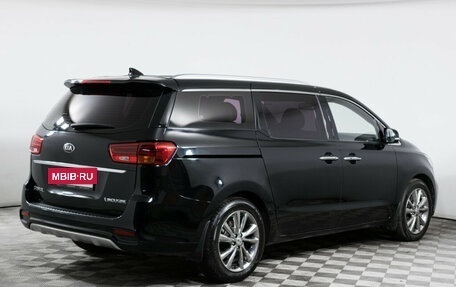 KIA Carnival III, 2019 год, 3 058 000 рублей, 5 фотография