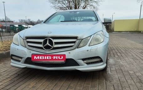 Mercedes-Benz E-Класс, 2012 год, 1 600 000 рублей, 10 фотография