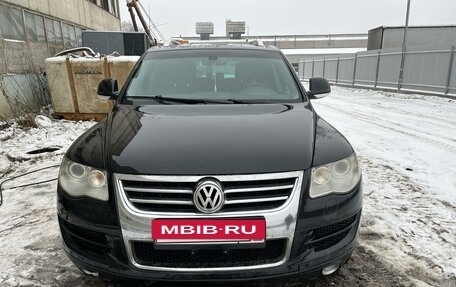 Volkswagen Touareg III, 2007 год, 1 340 000 рублей, 2 фотография