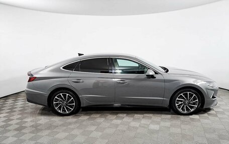 Hyundai Sonata VIII, 2020 год, 2 400 000 рублей, 4 фотография