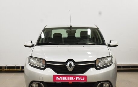 Renault Logan II, 2015 год, 720 000 рублей, 3 фотография