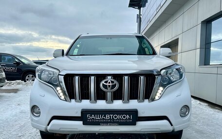 Toyota Land Cruiser Prado 150 рестайлинг 2, 2013 год, 3 050 000 рублей, 2 фотография