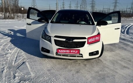 Chevrolet Cruze II, 2011 год, 730 000 рублей, 1 фотография