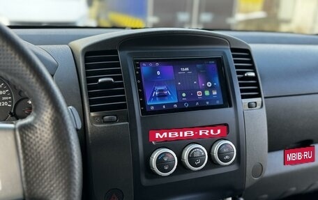 Nissan Navara (Frontier), 2011 год, 1 750 000 рублей, 15 фотография