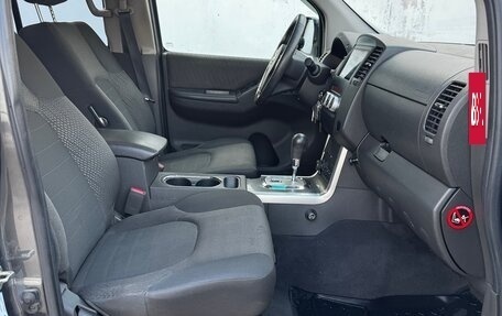 Nissan Navara (Frontier), 2011 год, 1 750 000 рублей, 33 фотография