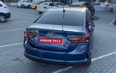 Hyundai Solaris II рестайлинг, 2021 год, 1 620 000 рублей, 5 фотография