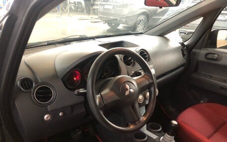 Mitsubishi Colt VI рестайлинг, 2006 год, 400 000 рублей, 10 фотография