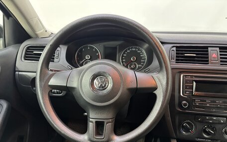 Volkswagen Jetta VI, 2014 год, 930 000 рублей, 11 фотография