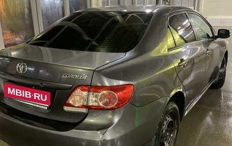 Toyota Corolla, 2011 год, 650 000 рублей, 3 фотография