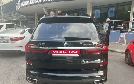 BMW X7, 2021 год, 12 000 000 рублей, 3 фотография