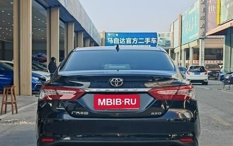 Toyota Camry, 2021 год, 2 650 000 рублей, 6 фотография