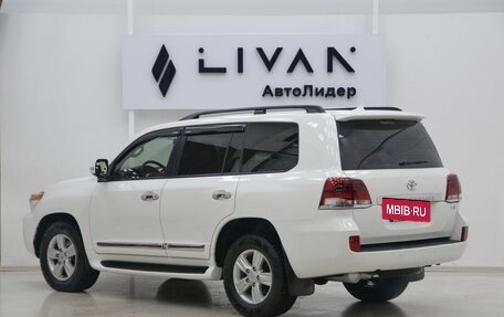 Toyota Land Cruiser 200, 2014 год, 3 399 000 рублей, 2 фотография