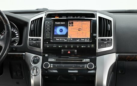 Toyota Land Cruiser 200, 2014 год, 3 399 000 рублей, 18 фотография