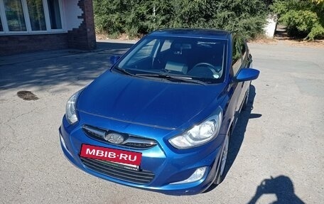 Hyundai Solaris II рестайлинг, 2012 год, 999 999 рублей, 8 фотография